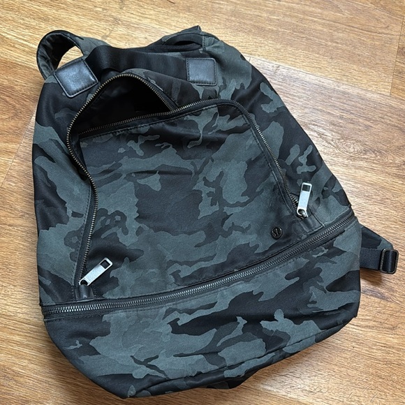 lululemon athletica Handbags - Lululemon City Adventurer (?) Backpack in Green Camo